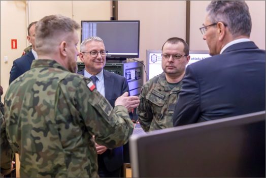 Kwantowa technologia wymiany danych zaprezentowana Szefowi BBN